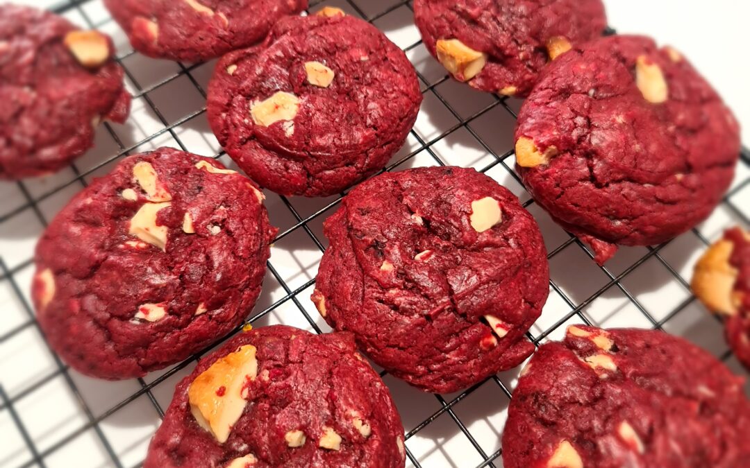 Cookies Red Velvet e Chocolate Branco
