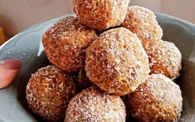 Bolas energéticas de cenoura, aveia e côco