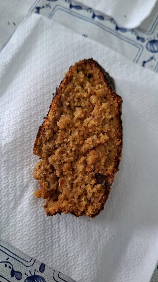 Fatia do bolo de maçã e aveia